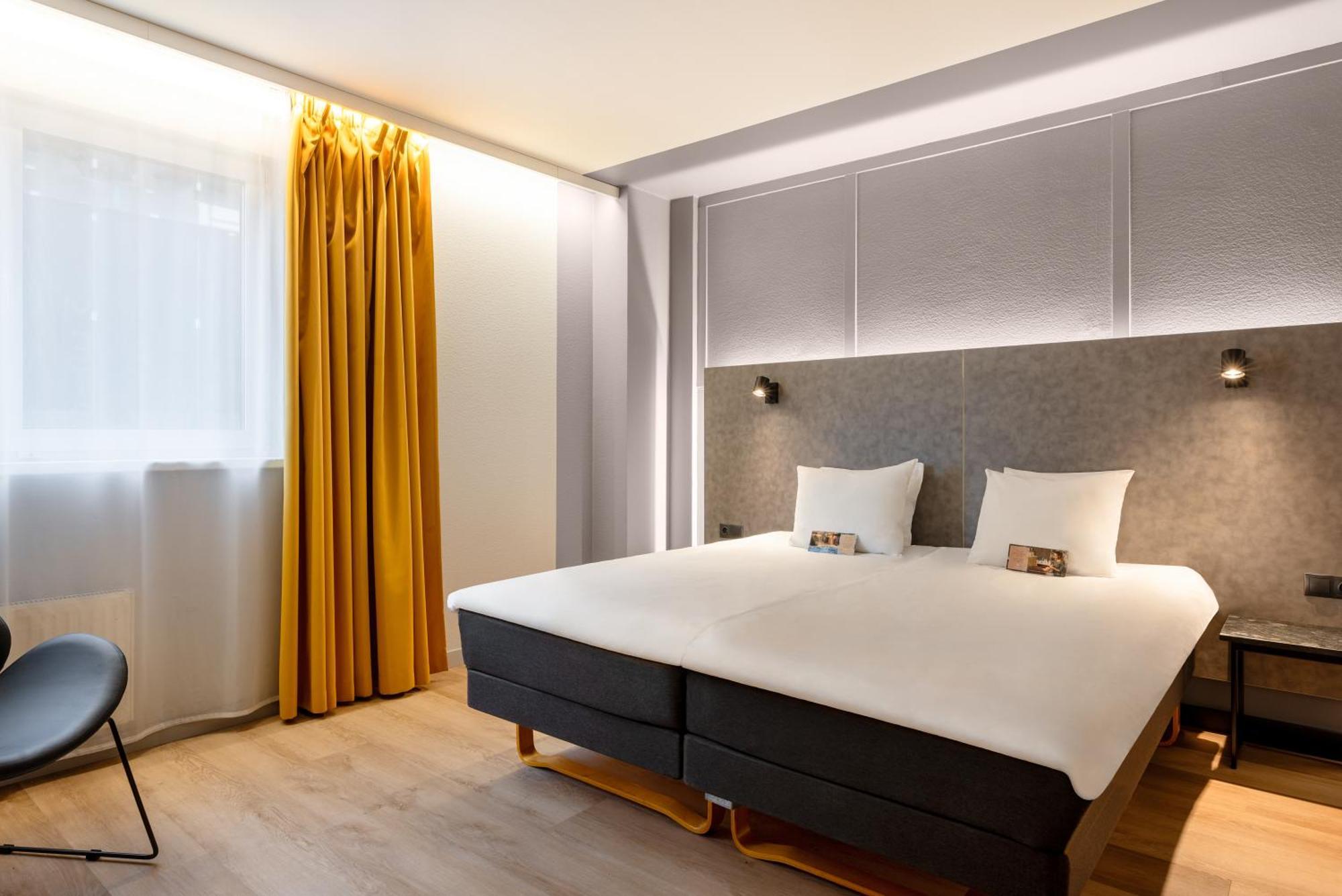 Metropol Hotel