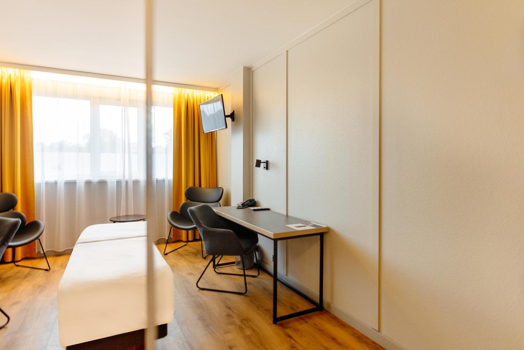 Metropol Hotel 3*