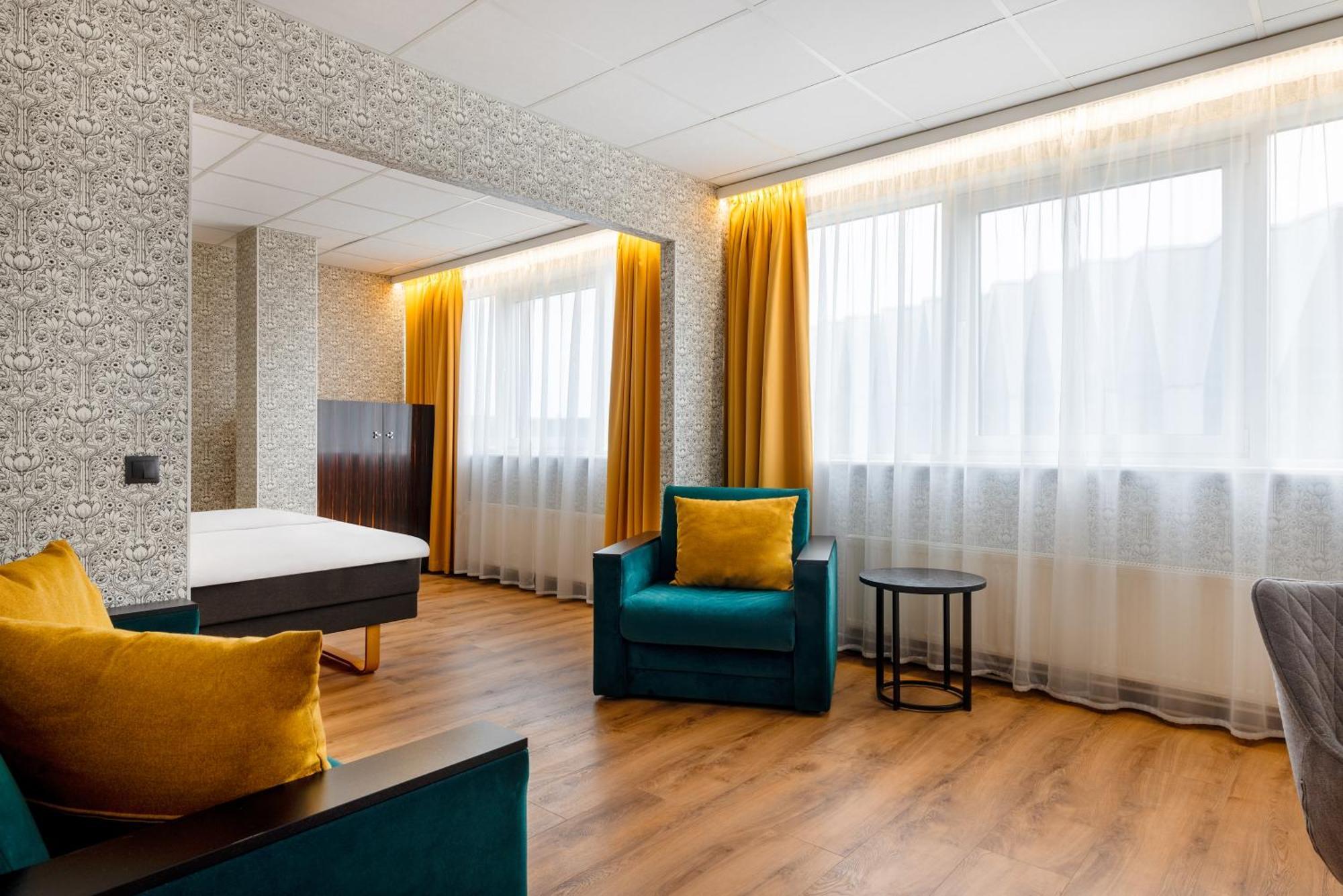 Metropol 3*